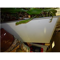 WHITE BOARD - 6' X 4'