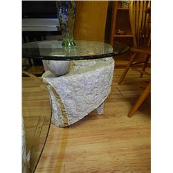 UNIQUE DESIGNED GLASS TOP END TABLE - TILED BASE - NEW RETAIL $500