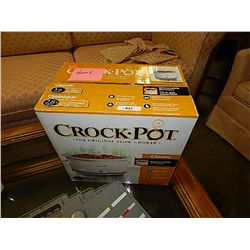 NEW CROCK POT