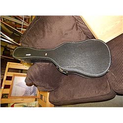 GUITAR CASE- HARD SIDED