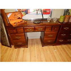 PINE DOUBLE PEDESTAL DESK