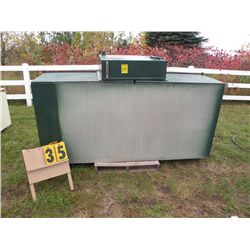 Aluminum truck tool box