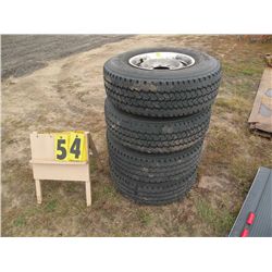 [4] 265/75R16 tires