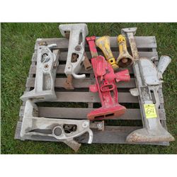 Pallet of jacks