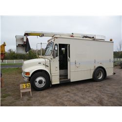 1999 Int'l 4700 bucket truck -50 ft reach SN-1HTSCABN5XH660290