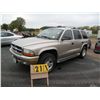 Image 2 : 2002 Dodge Durango SLT SN-1B4HS58N72F190662