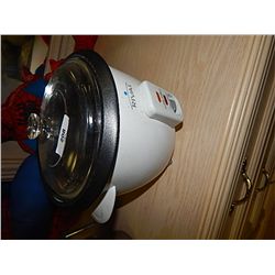 ELECTRIC CROCK POT