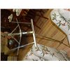 Image 2 : MUSIC STAND