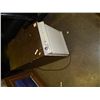 Image 1 : DEHUMIDIFIER