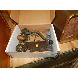 VINTAGE DOOR HANDLES
