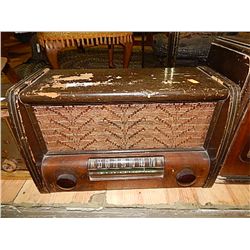 WOOD BOX WESTING HOUSE RADIO