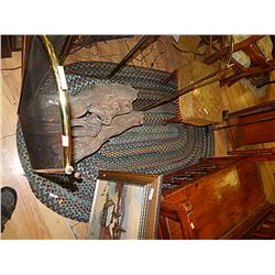 AREA CARPET - OVAL BRAIDED RUG