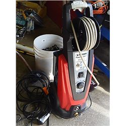 HUSKY POWER WASHER - NEEDS WAND END 2000PSI - HOSE AS-IS