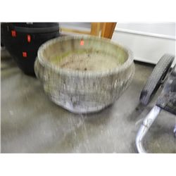 CONCRETE PLANT POT - LARGE
