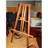 Image 1 : WOOD PAINTING EASEL