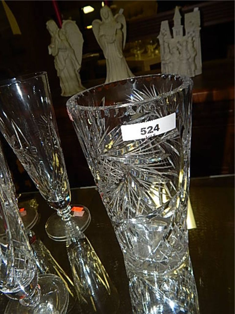 PINWHEEL CRYSTAL VASE HEAVY