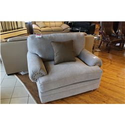 GREY OVERSIZED SOFA CHAIR