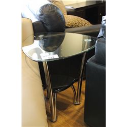 TRIANGULAR END TABLE