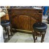 Image 1 : MAHOGANY BAR COMES COMPLETE WITH 2 BLACK LEATHER UPHOLSTERED MATCHING BAR STOOLS