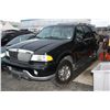 Image 1 : 2002 LINCOLN NAVIGATOR 4DRSW VIN# 5LMFU28R12LJ03824