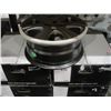 Image 1 : SET OF 4 AKUMA AUTOMOBILE TIRE RIMS