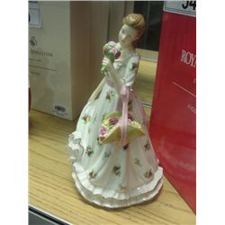 ROYAL ALBERT ENGLAND OLD COUNTRY ROSE SWEET ROSE COLLECTORS FIGURINE