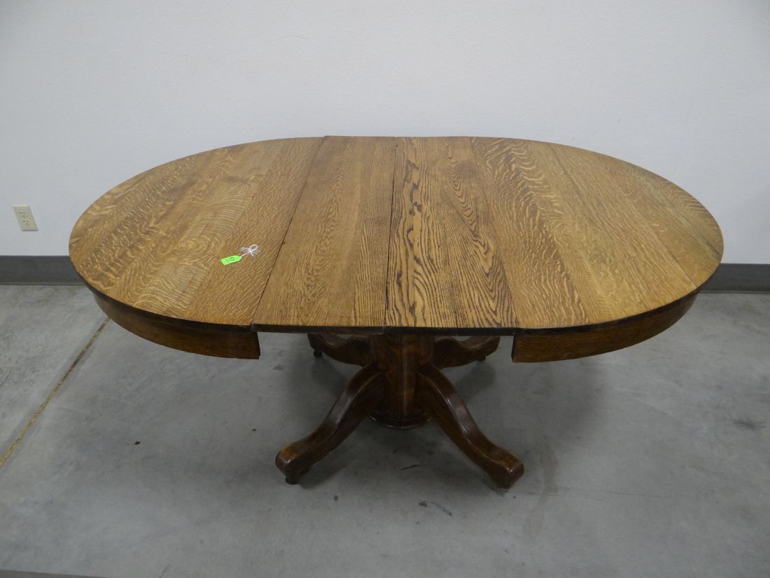 Round oak dining table, quarter sawn top, 48", 2 leaves