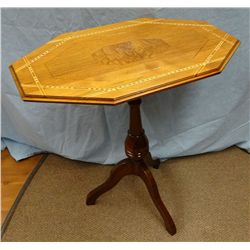 Tilt top table w/inlay design, 18"x 28" x 29" high