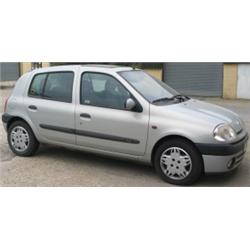 Renault Clio Etoile 16v automatic, 2001, silver, 5-door, less than 3,000 miles...