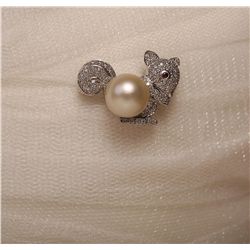 18KT White Gold 0.02ct Ruby and Diamond Brooch
