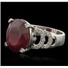 Image 5 : 14KT White Gold 9.26ct Ruby and Diamond Ring