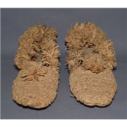IROQUOIS CORN HUSK SHOES
