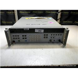 HP 3325B SYNTHESIZER / FUNCTION GENERATOR WITH OPTION 001 002 (print sequence:) 61578