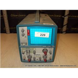 TEKTRONIX T922 15 MHZ OSCILLOSCOPE