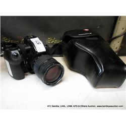 OLYMPUS E-10 DIGITAL CAMERA