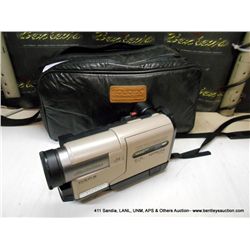 HITACHI VM-H710A 8MM VIDEO CAMERA RECORDER