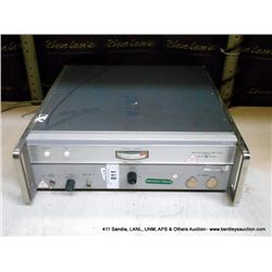 HP 489A MICROWAVE AMPLIFIER