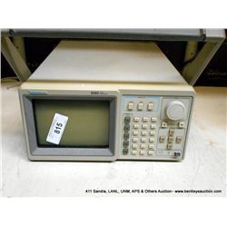 TEKTRONIX LOGIC ANALYZER