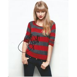 Taylor Swift – Signed Photo