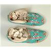 Image 1 : PAIR OF NORTHERN ARAPAHO BEADED MOCCASINS…