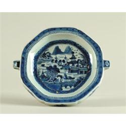 CANTON: BLUE AND WHITE HOT WATER DISH…