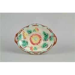 MAJOLICA: TWO HANDLED SERVING DISH…