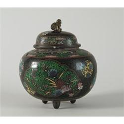 ANTIQUE CLOISONNÉ COVERED JAR…