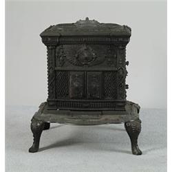 SMALL CAST IRON PARLOR STOVE…