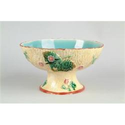 MAJOLICA: LARGE FOOTED BOWL…