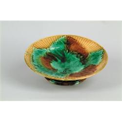 MAJOLICA: SHALLOW COMPOTE…