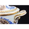 Image 7 : Covered porcelain urn
