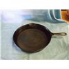 Image 1 : Cast Iron Skillet