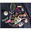 Image 1 : COLLECTION OF 40+ WWI & WWII INSIGNIA, PATCHES, DI'S