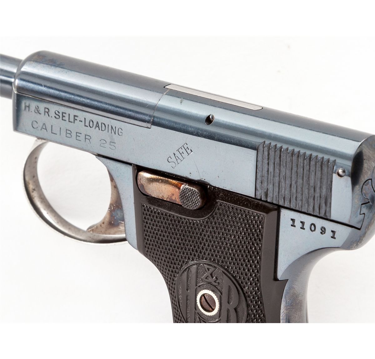 H&R SelfLoading SemiAutomatic Pistol